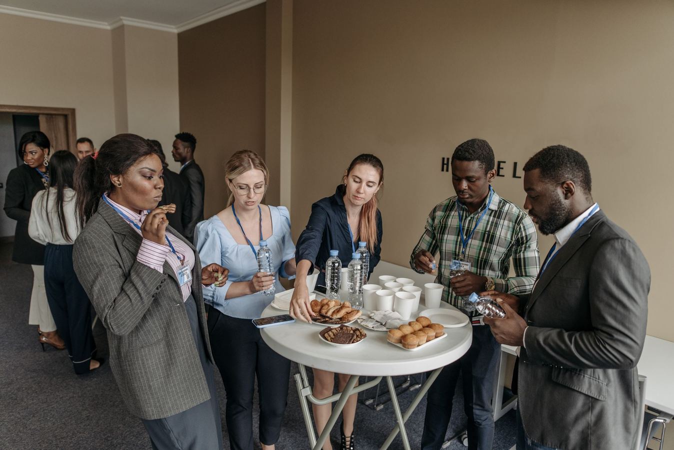 Office workers at a snack machine
